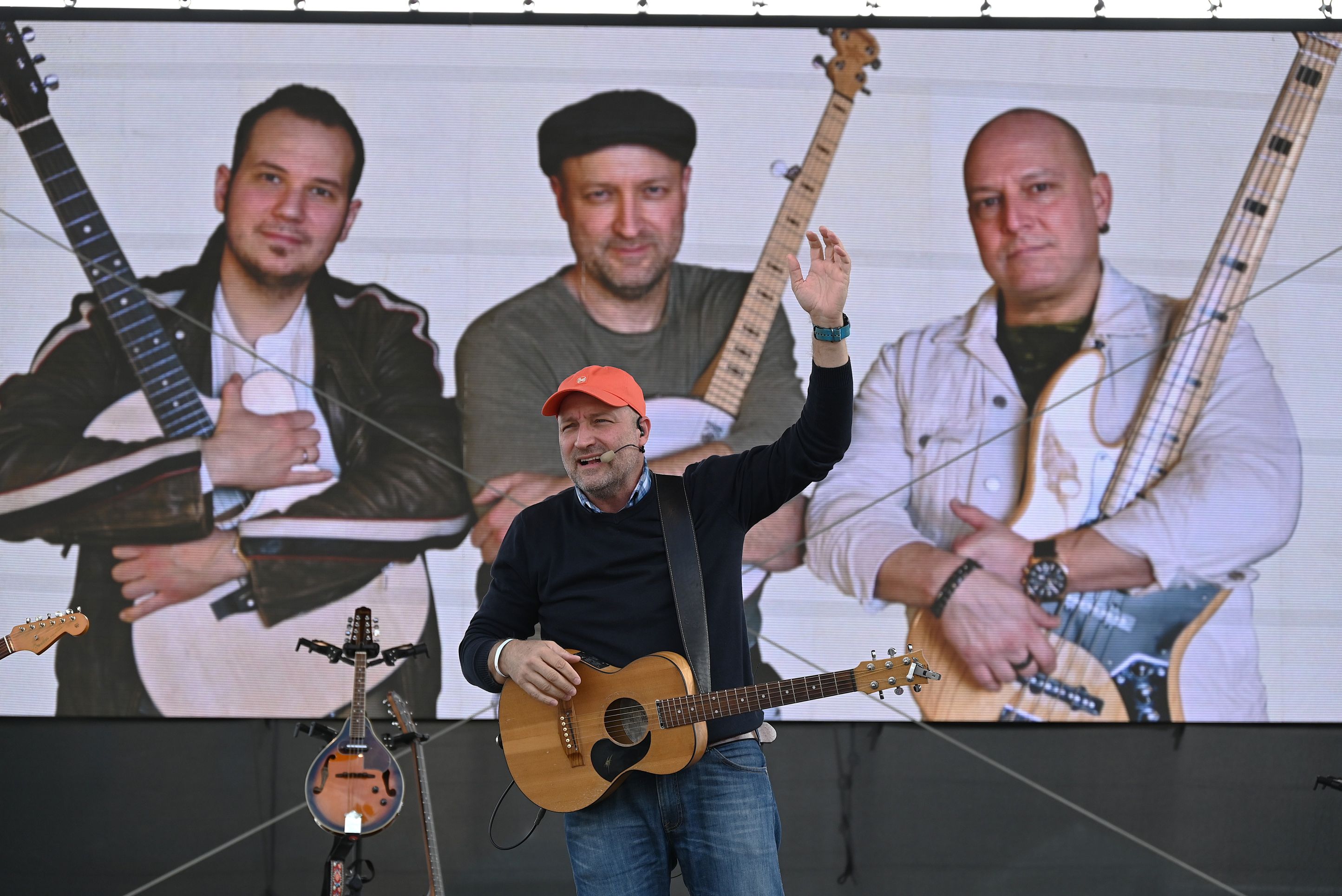 02_alma_koncert_6_44930.JPG