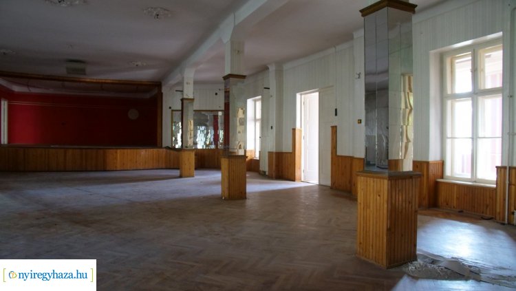 szindbad_bontas_15421.jpg