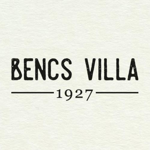 Bencs Villa