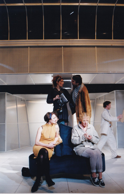 A viszontlátás trilógiája